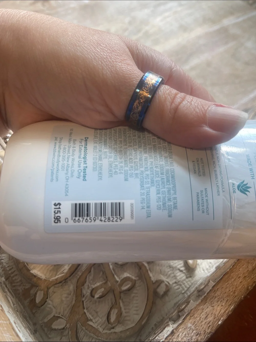Bath & Body Works Dewy & Delicate Body Wash - Teal and White